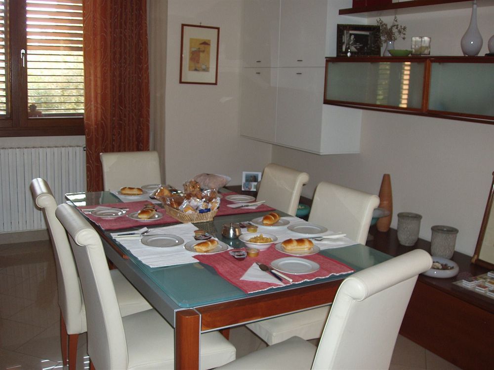 לינה וארוחת בוקר סורבו Residenza Del Sole מראה חיצוני תמונה